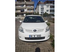Sahibinden Toyota Auris 1.6 Comfort Extra 2011 Model
