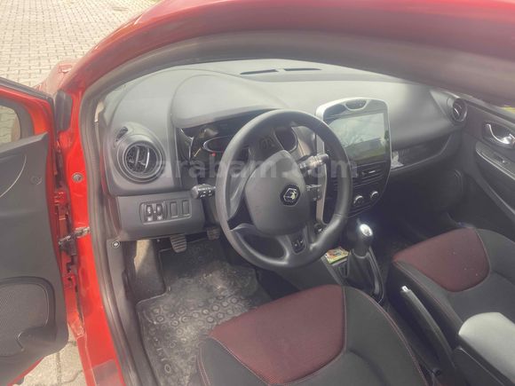 Sahibinden Renault Clio 1.2 Joy 2015 Model  123.000 km Kırmızı