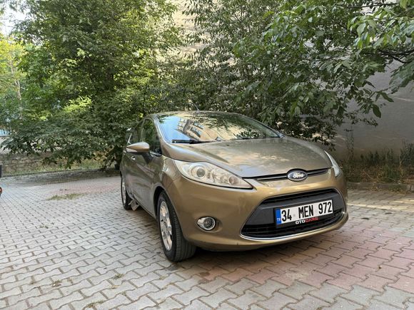 Sahibinden Ford Fiesta 1.4 Titanium 2012 Model 