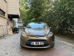 Sahibinden Ford Fiesta 1.4 Titanium 2012 Model 