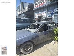 Toyota corolla sol ön kapı