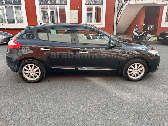 Sahibinden Renault Megane 1.5 dCi Privilege 2012 Model