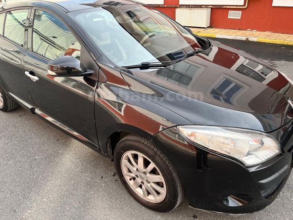 Sahibinden Renault Megane 1.5 dCi Privilege 2012 Model