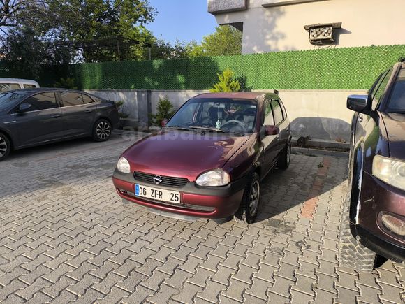 Memurdan 1997 model Opel Corsa 1.4 Swing