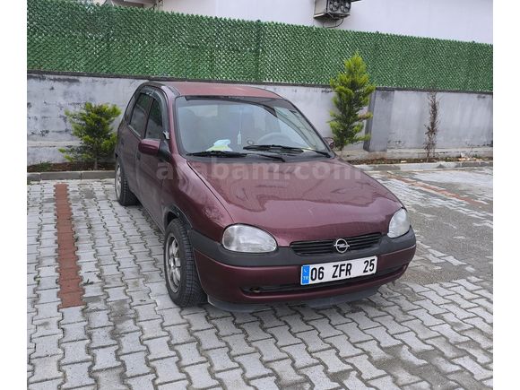 Memurdan 1997 model Opel Corsa 1.4 Swing