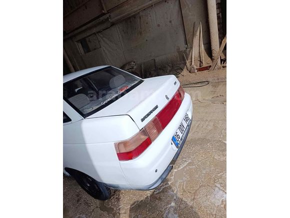 Sahibinden Lada Vega 1.5 2000 Model aciliyeti vardır bu temizlikte yok