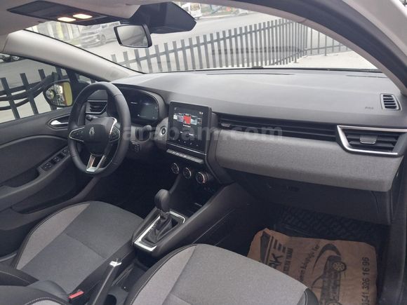 Sahibinden Renault Clio 1.0 TCe Evolution 2025 Model Aksaray