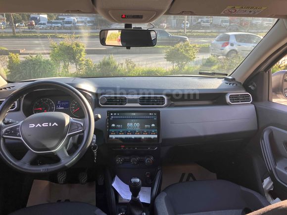 İLK SAHİBİNDEN YETKİLİ SERVİS BAKIMLI SATILIK 4x4 DUSTER