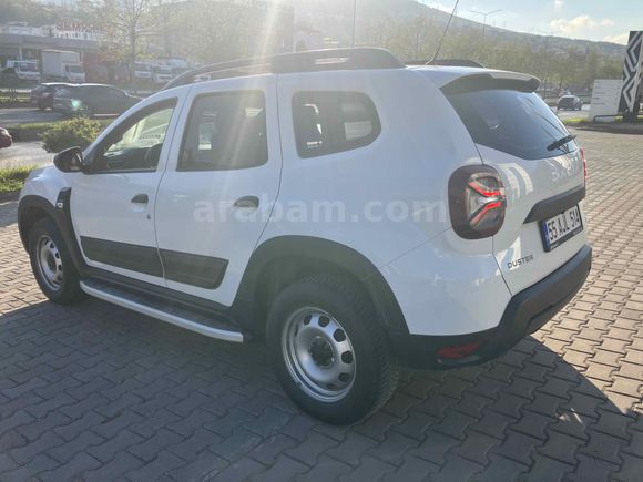 İLK SAHİBİNDEN YETKİLİ SERVİS BAKIMLI SATILIK 4x4 DUSTER