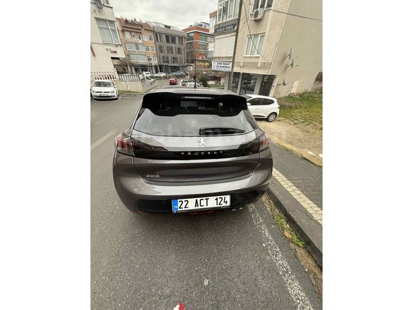 Sahibinden Peugeot 208 1.2 PureTech Allure Selection 2023 Model 