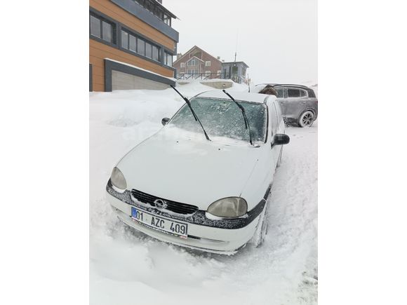 Safkan Benzin Opel Corsa 1.4 GLS 1998 Model