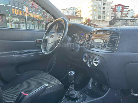 Sahibinden Hyundai Accent Era 1.4 Select 2010 Model 