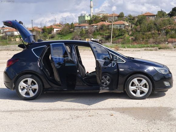 BOYASIZ OTOMATİK FULL BAKIMLI ASTRA J