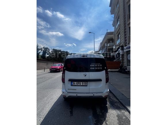 Sahibinden Renault Express Combi 1.5 BlueDCI Touch 2024 Model 