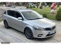 - Kia Ceed Sporty Wagon 1.6 CRDI Motion Temiz Düzgün