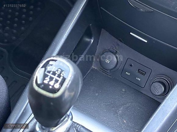 - Kia Ceed Sporty Wagon 1.6 CRDI Motion Temiz Düzgün