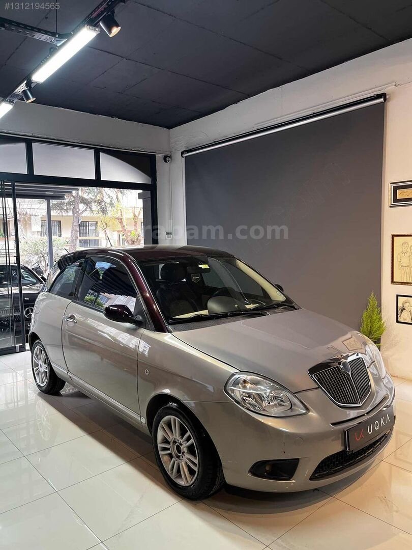 Galeriden Lancia Ypsilon 1.4 2008 Model İzmir 173.000 km Kırmızı 3