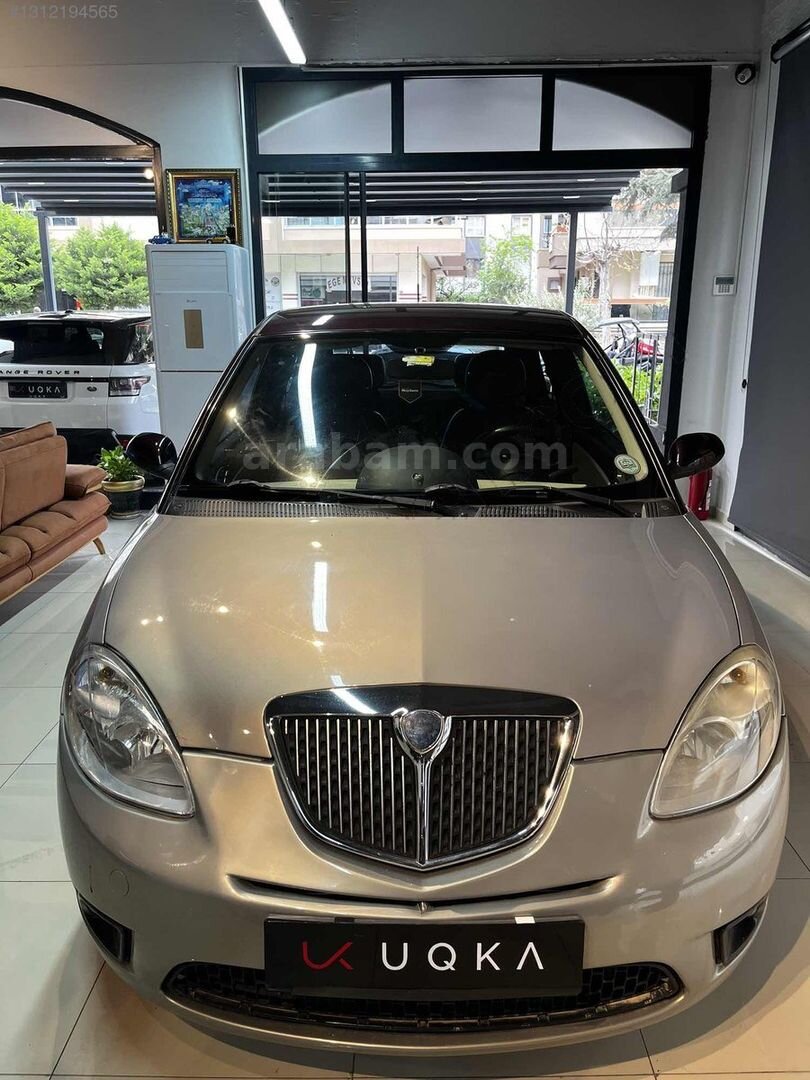 Galeriden Lancia Ypsilon 1.4 2008 Model İzmir 173.000 km Kırmızı 1