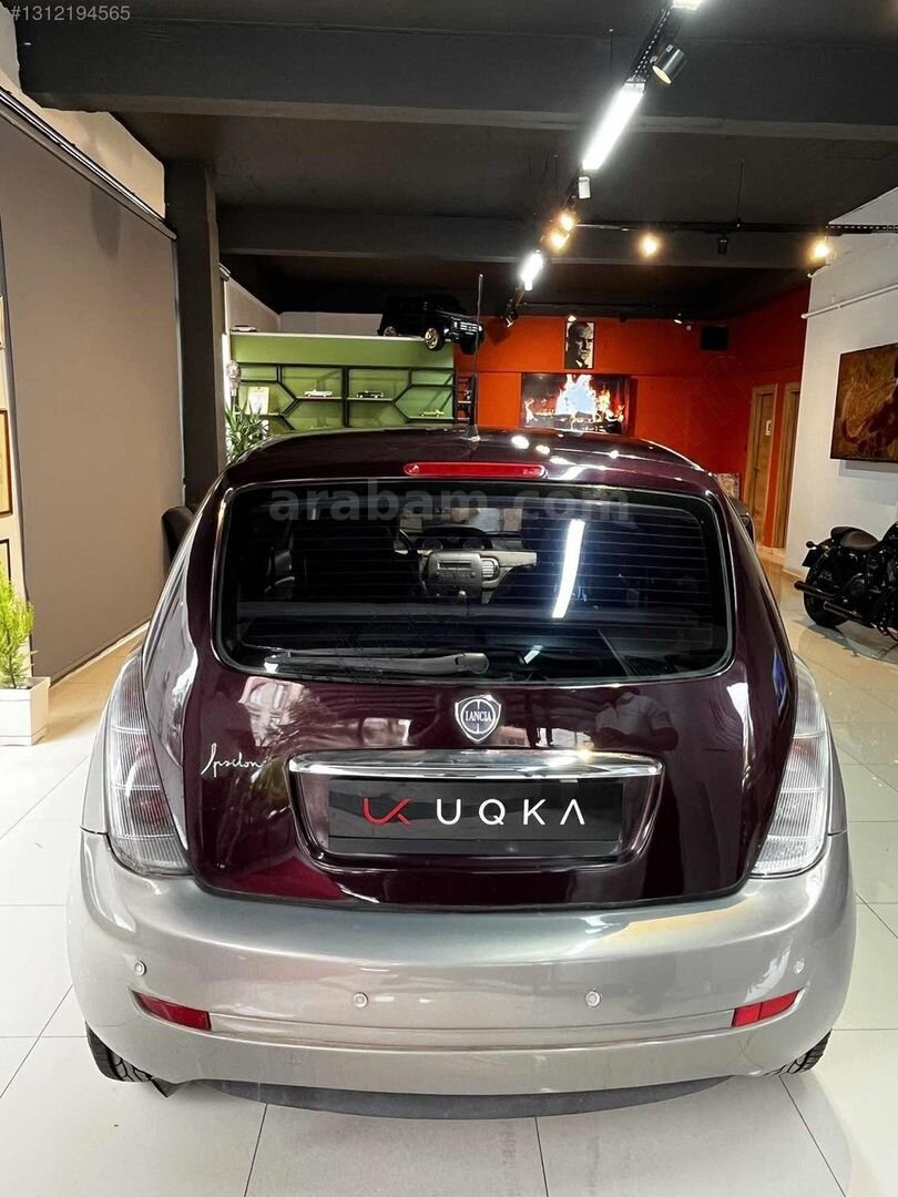 Galeriden Lancia Ypsilon 1.4 2008 Model İzmir 173.000 km Kırmızı 5
