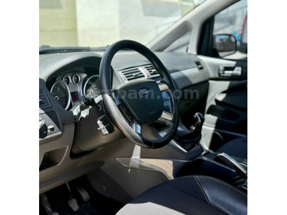 Sahibinden Ford C-Max 1.6 TDCi Titanium 2009 Model  187.000 km Pazarlıksız!!!