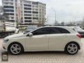 "2013 MERCEDES A180 DİZEL CAM TAVAN"