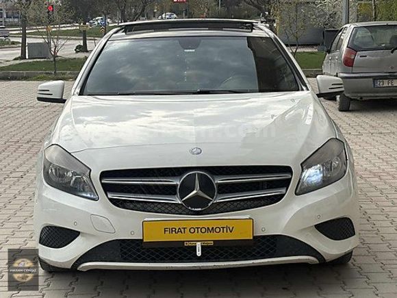 "2013 MERCEDES A180 DİZEL CAM TAVAN"