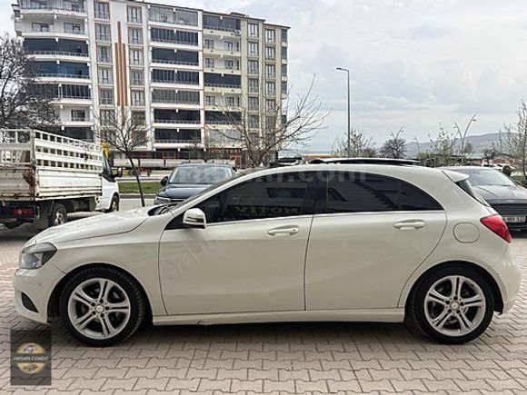 "2013 MERCEDES A180 DİZEL CAM TAVAN"