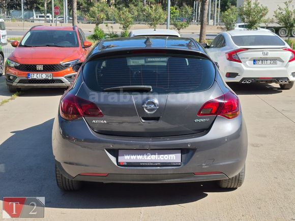 **K.K 12 AY TAKSİT İMKANI** TEKBAŞ ANTALYA 'DAN OPEL ASTRA