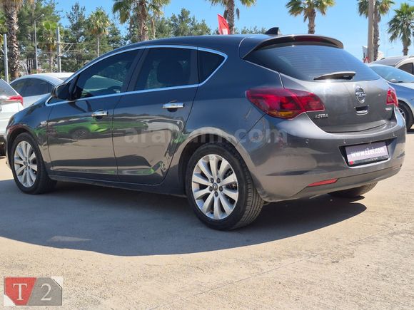 **K.K 12 AY TAKSİT İMKANI** TEKBAŞ ANTALYA 'DAN OPEL ASTRA
