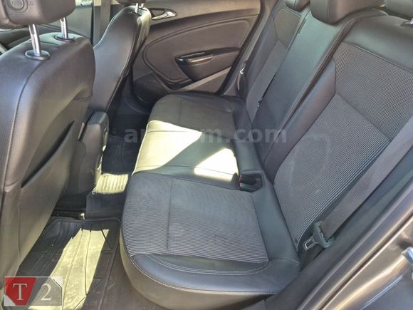 **K.K 12 AY TAKSİT İMKANI** TEKBAŞ ANTALYA 'DAN OPEL ASTRA
