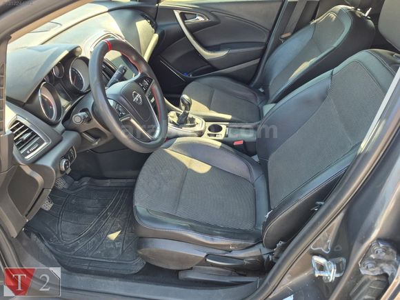 **K.K 12 AY TAKSİT İMKANI** TEKBAŞ ANTALYA 'DAN OPEL ASTRA