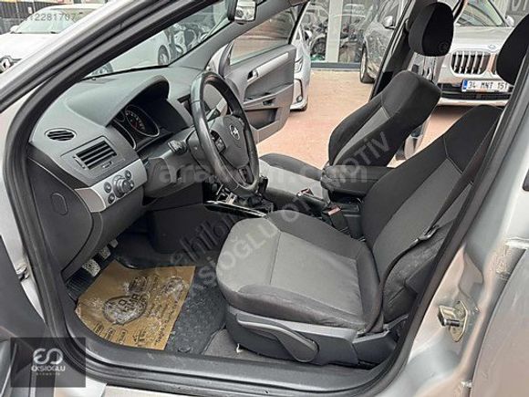 %30 PEŞİNAT İLE 2011 MODEL 1.3 CDTI ASTRA SEDAN ENJOY PLUS