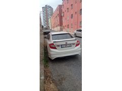 Sahibinden Honda Civic 1.6 Premium 2012 Model  222000 km küçük bir kaza oldu son olur fiyatı son olur ne olur diye sormayın kaza resmi fotoğrafta var