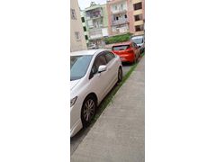 Sahibinden Honda Civic 1.6 Premium 2012 Model  222000 km küçük bir kaza oldu son olur fiyatı son oluru ne diye sormayın kaza resmi fotoğrafta var