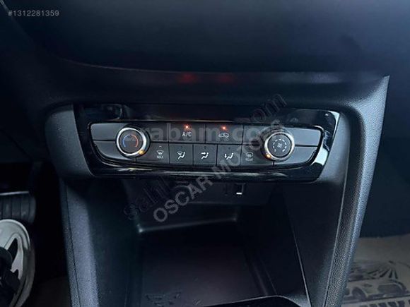 OPEL CORSA 62 BİN KM ELEGANCE CAM TVN 360 KAMERA 2 LOKAL