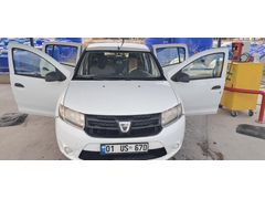 2013 sandero aile arabasi 2 ci sahibiyim 10 yilllik arac model yukseltecegiml
