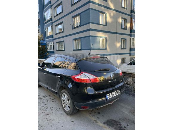 Sahibinden Renault Megane 1.6 Touch 2012 Model  194.000 km Siyah