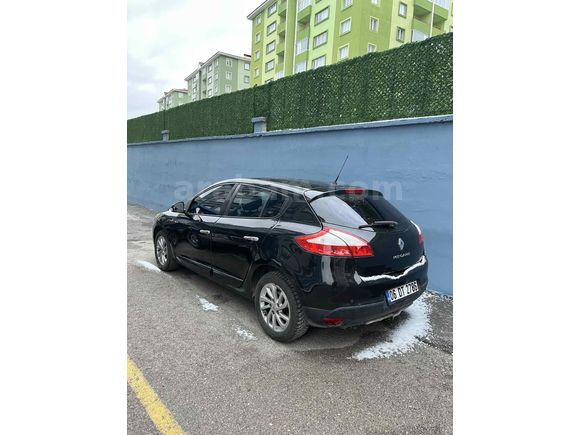 Sahibinden Renault Megane 1.6 Touch 2012 Model  194.000 km Siyah