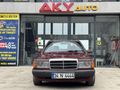 AKY AUTO'DAN MERCEDES 190 E K.KARTINA 12 TAKSİT SUNROFF LU
