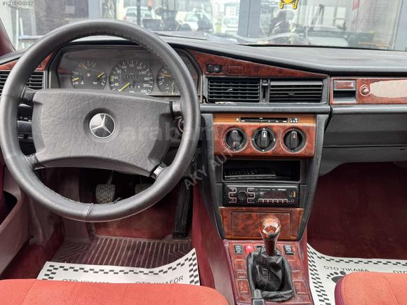 AKY AUTO'DAN MERCEDES 190 E K.KARTINA 12 TAKSİT SUNROFF LU