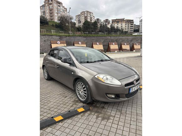 Sahibinden Fiat Bravo 1.6 Mjet Active 2009 Model  244.000 km Gri