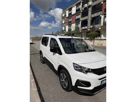 Sahibinden Peugeot Rifter 1.5 BlueHDI GT 2024 Model 
