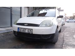 Sahibinden Ford Fiesta 1.4 TDCi Comfort 2005 Model