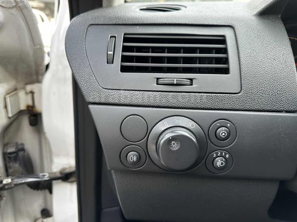 2012 OPEL ASTRA OTOMATİK KM 117 BİNDE BİR PARÇA HARİÇ HATASIIZ