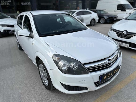 2012 OPEL ASTRA OTOMATİK KM 117 BİNDE BİR PARÇA HARİÇ HATASIIZ