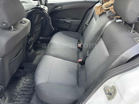 2012 OPEL ASTRA OTOMATİK KM 117 BİNDE BİR PARÇA HARİÇ HATASIIZ