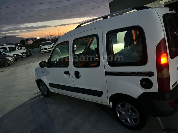 Sahibinden Renault Kangoo Multix 1.5 dCi Authentique 2007 Model  327.000 km Beyaz