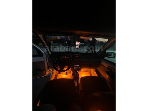 Sahibinden Renault Kangoo Multix 1.5 dCi Authentique 2007 Model  327.000 km Beyaz