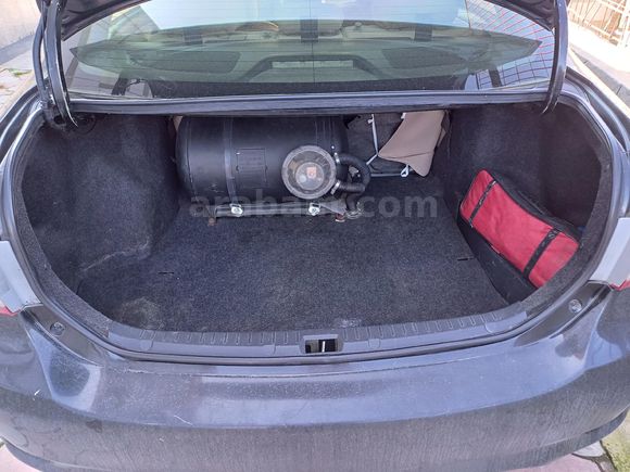 6 ileri vites HATASIZ 1.6 COROLLA