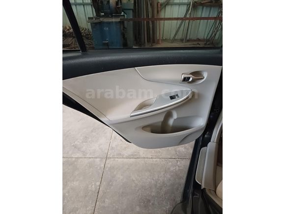 6 ileri vites HATASIZ 1.6 COROLLA